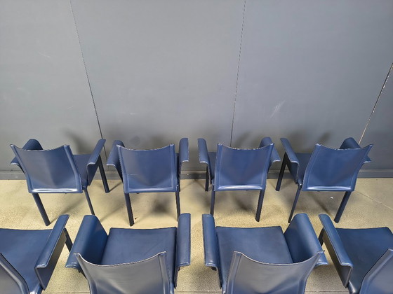 Image 1 of Sedie da pranzo postmoderne in pelle blu, Italia, anni '80, set di 8