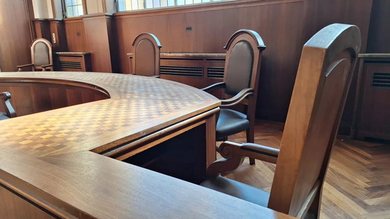 Image 1 of 2 sedie storiche del Presidente della Corte di Hasselt