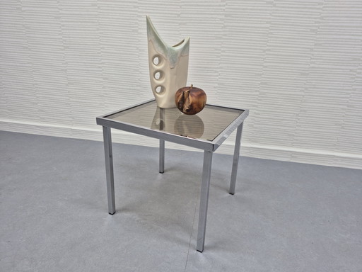 Chroom buisframe bijzettafel. Vintage salontafel, rookglas.