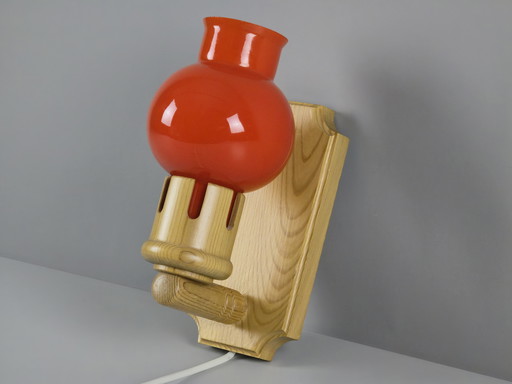 1970s Danish Mid-Century VITRIKA Trælampet Wood Wall Light — Scandinavian Vintage Wall Lamp With Orange Pressed Glass.
