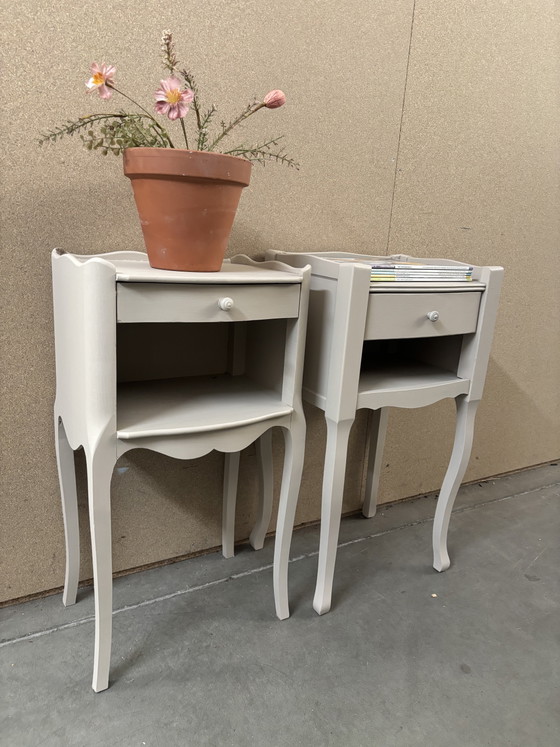 Image 1 of Tables de chevet vintage Brocante