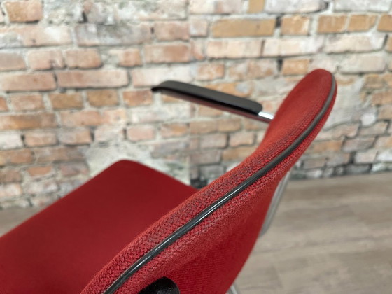 Image 1 of 4x Ahrend Schlittenstuhl mit Rohrrahmen, rot