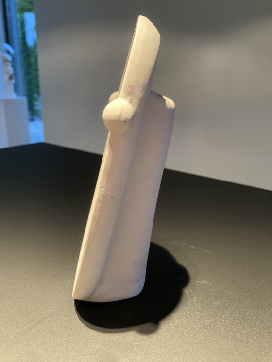 Image 1 of Escultura moderna de rostro estilizado