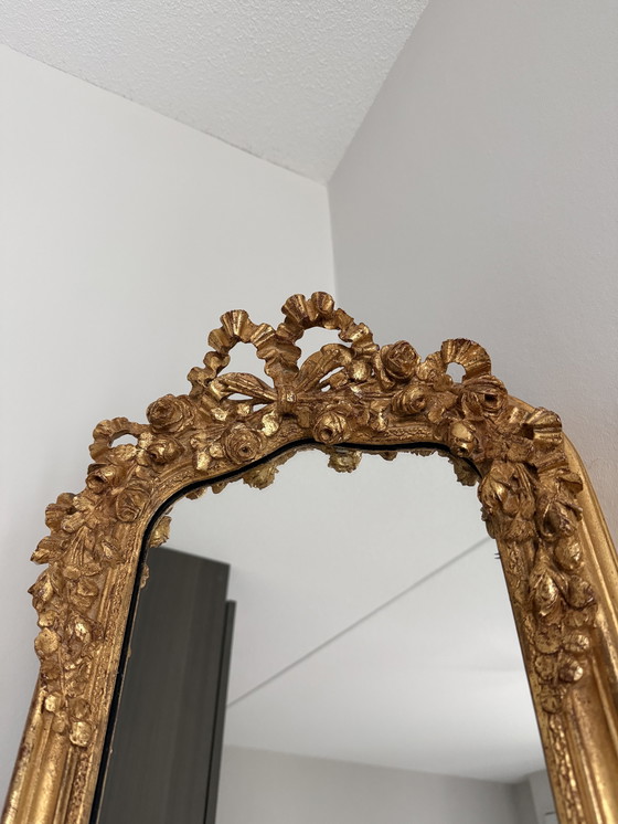 Image 1 of Spiegel met gouden lijst