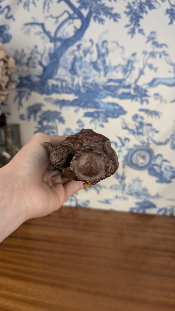 Image 1 of Vierge à l'Enfant en résine imitation bois patiné style Néo-Gothique vintage