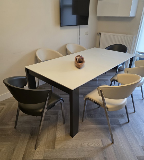 Image 1 of Mesa de comedor extensible Hulsta Now! ET20 (130 x 100 x 190 x 100 cm)