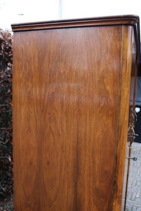 Image 1 of Vintage (jaren 30-50) 3-deurs houten kledingkast, 2x 1/3 leg en 1/3 hang