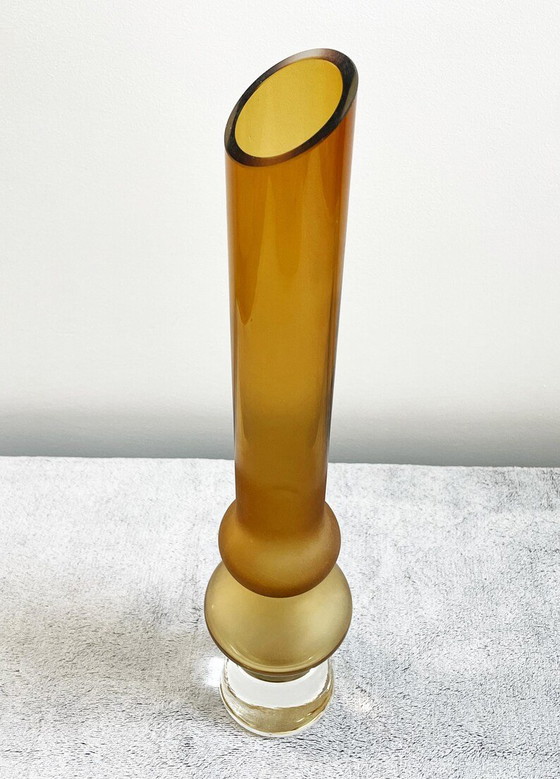 Hand-Blown Amber Art Glass Vase, Mid-Century Modern Scandinavian in the Style of Bo Borgström (photo 4 of 8)