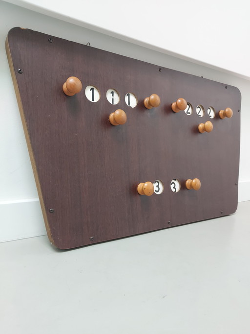 Vintage Billiard Point Counter