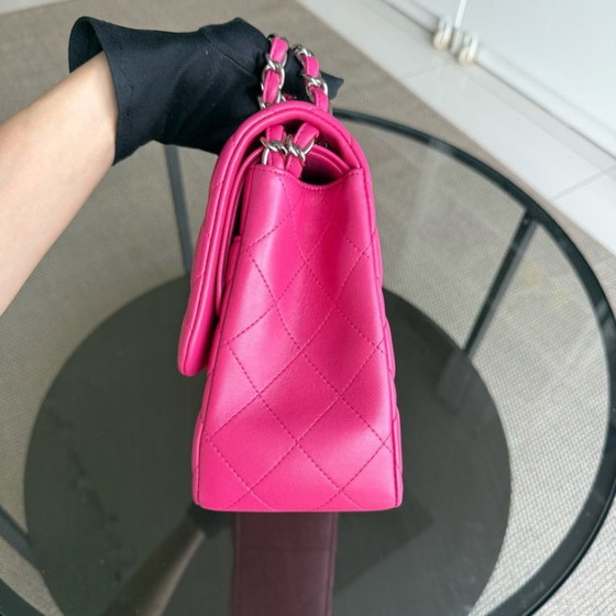 Image 1 of Chanel Classic Flap Jumbo - Dubbele klep 30 cm, gewatteerd lamsleer, roze, zilverkleurige hardware