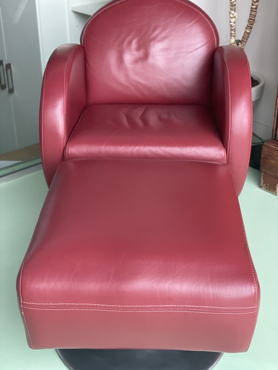 Image 1 of Fauteuil lounge design avec repose-pieds – Design européen haut de gamme, vers 1995-2005 (Leolux Class)