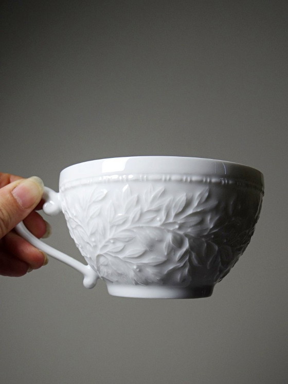 Juego de 6 tazas de porcelana blanca Bernardaud Limoges con diseño Louvre. – Loza, Porcelain (photo 3 of 12)