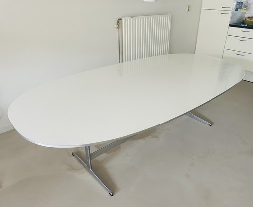 Fritz Hansen Superellipse table