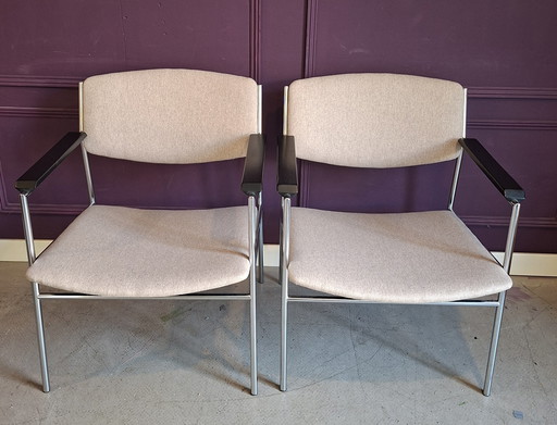 2 Stühle mit Rohrgestell von Gijs van der Sluis