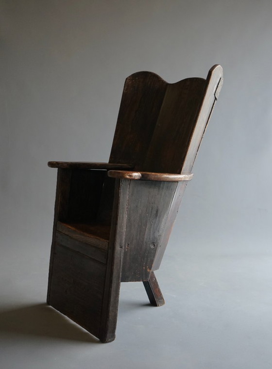 Image 1 of Chaise d'agneau ancienne en pin gallois, datant des années 1820