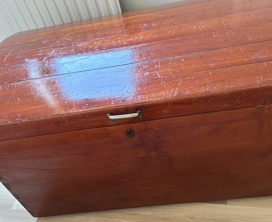 Image 1 of Coffre à couvertures vintage en bois dur