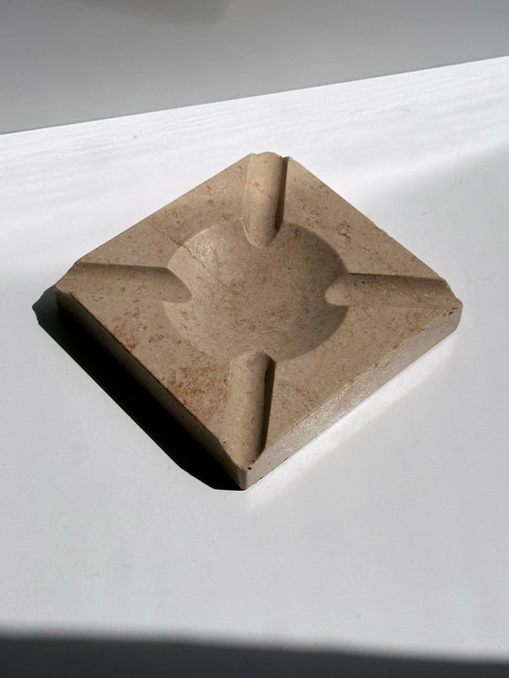 Image 1 of Posacenere vintage in travertino anni '70 Italia Pietra Beige Marmo Carrara Metà secolo
