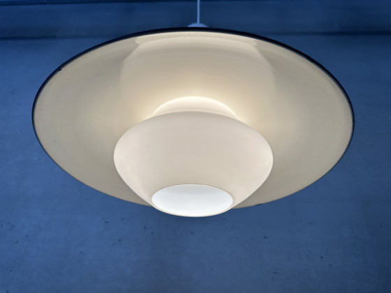 Image 1 of Vintage 1950’s Scandinavische hanglamp - opaline