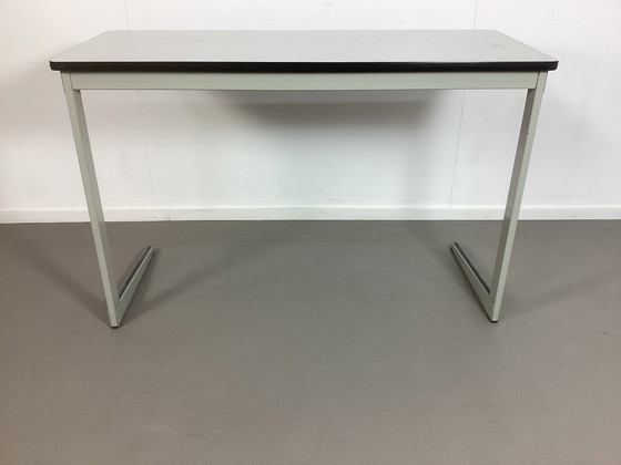 Image 1 of Vintage Friso Kramer Ahrend de Cirkel result bureau