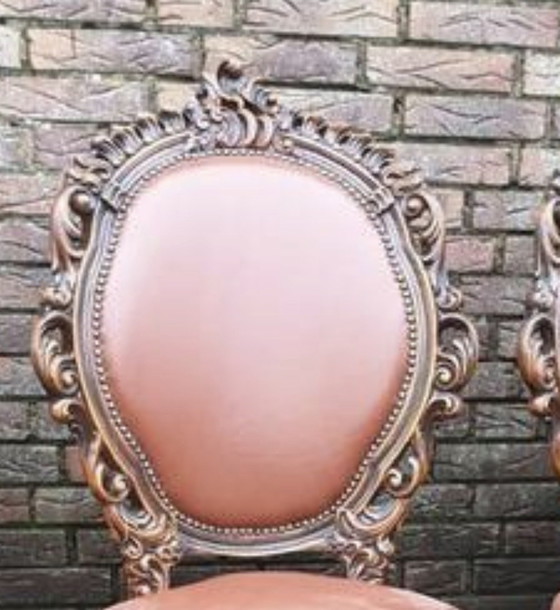 Image 1 of 4 Italiaanse barok eetkamer stoelen leder