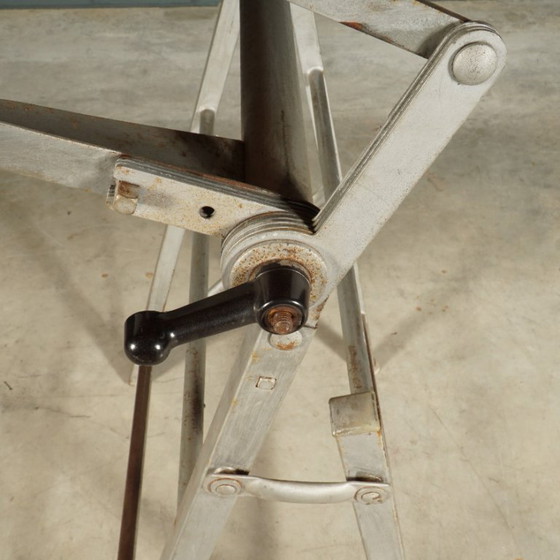 Table à dessin industrielle vintage / Table d'architecte – Années 1950 – Objets déco, Metal (photo 13 of 18)