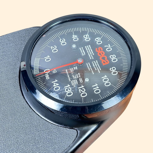 Vintage SECA badkamerweegschaal zwart jaren 80 90