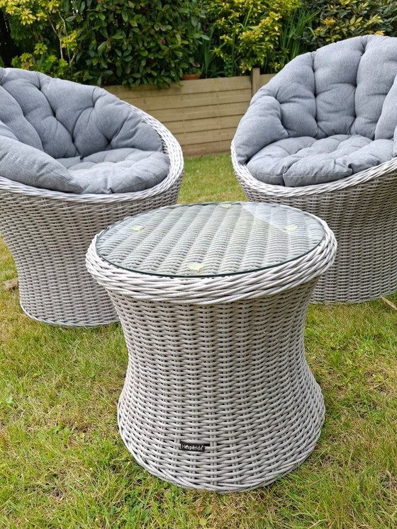 Image 1 of Hespéride Gartenmöbelset: 2 Sessel + Couchtisch aus hellgrauem Kunstharz