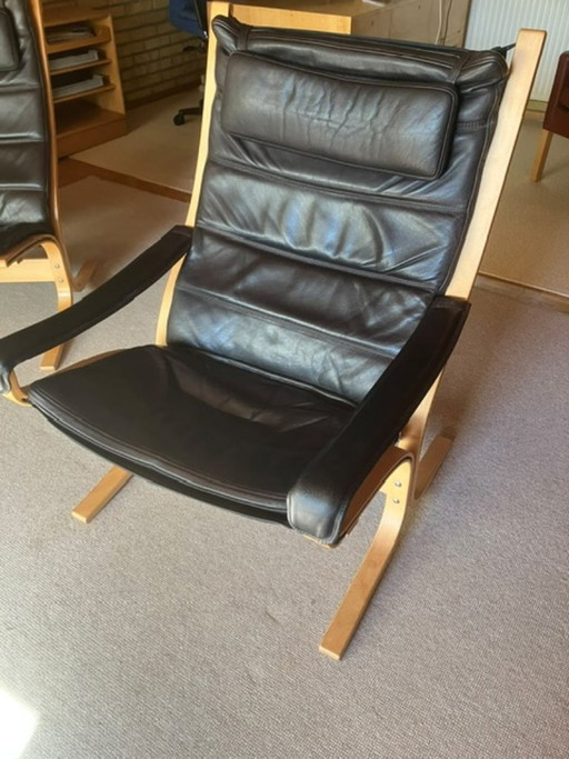 Lounge Chair Siesta (Ingmar Relling) mit Armlehne aus Holz und Leder, Mocca/Schwarz I