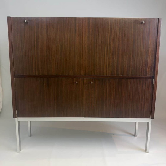 Europ series bar cabinet by Pieter de Bruyne for V-Form – Liquor cabinets, Metal, Glass (photo 32 of 38)
