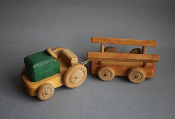 Vintage houten tractor met aanhanger handgemaakt – Decoratieve objecten (photo 3 of 7)