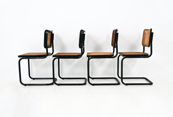 Image 1 of Esszimmerstühle Modell B32 von Marcel Breuer, komplett schwarz, 4er-Set