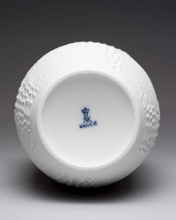 Image 1 of XL Manfred Frey Kaiser Bisque Porcelain Vase Crocodile Reptile Relief Op-Art Duo