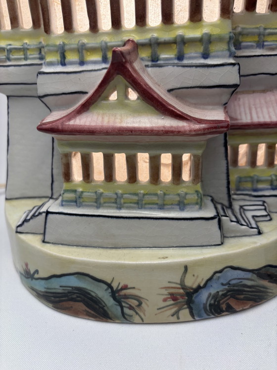 Image 1 of Einzigartige antike Palastlampe aus Taiwan (Republik China) – Keramik-Wand- und Tischobjekt – ca. 1960