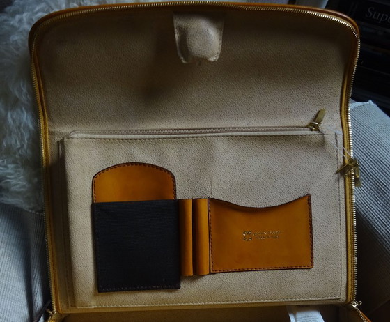 Image 1 of Bolso para portátil de piel Pratesi Italy con cierre
