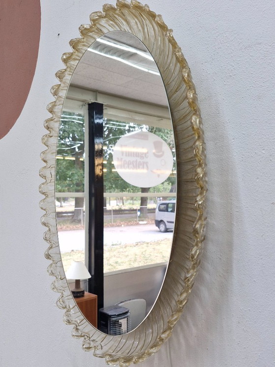 Specchio da parete ovale vintage Hillebrand con illuminazione anni '70 – Plexiglass (photo 5 of 8)
