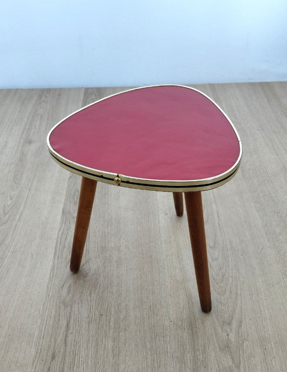 Image 1 of Tavolino anni '50 con piano rosso