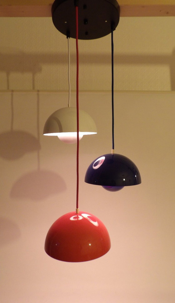 Image 1 of 3 x frühe Louis Poulsen Verner Panton VP1 Blumentopflampen, Dreiergruppe