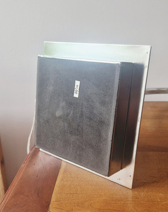 Image 1 of Moderne Designerlampe- Chrom und dickes Glas