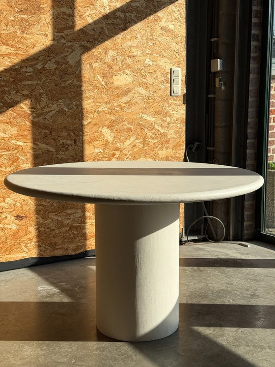 Image 1 of Table Mortex - ronde dia 120cm