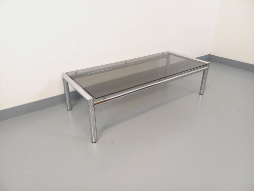 Vintage rechteckiger Couchtisch aus Rauchglas und Chrommetall aus den 1970er Jahren