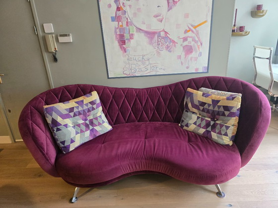 Fama Designer Lounge Set – Josephine Sofa, Fauteuil & Voetenbank – Aubergine Fluweel – Fana, 3-5 zitsbanken (photo 3 of 7)
