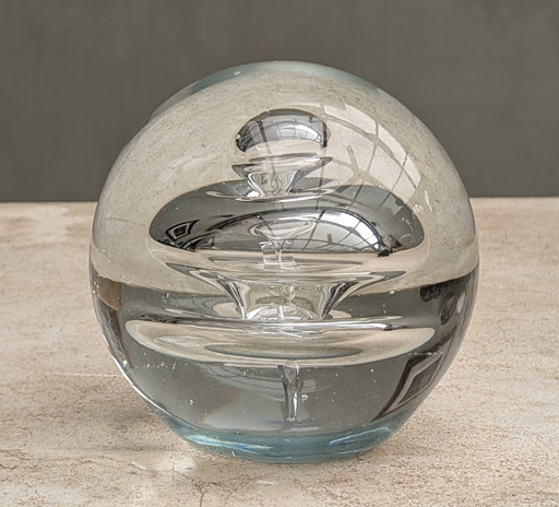 Fermacarte in vetro Saturno