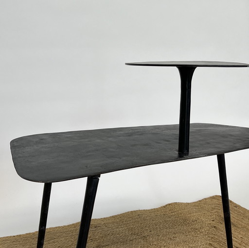 Table basse en forme de tour Kare Design