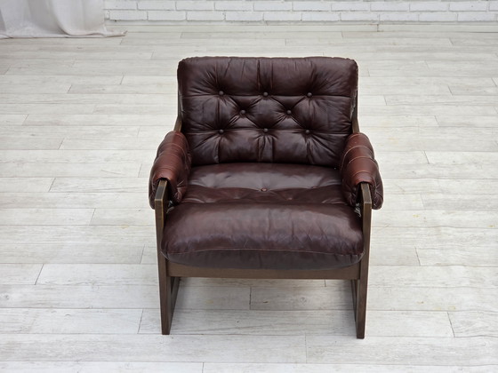 Image 1 of 1970, Scandinavische fauteuil, bruin meubelleer, donker beukenhout.