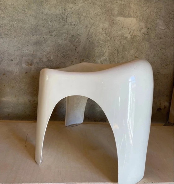 Fiberglass Seat 60s – Stools, Polyester (photo 7 of 9)