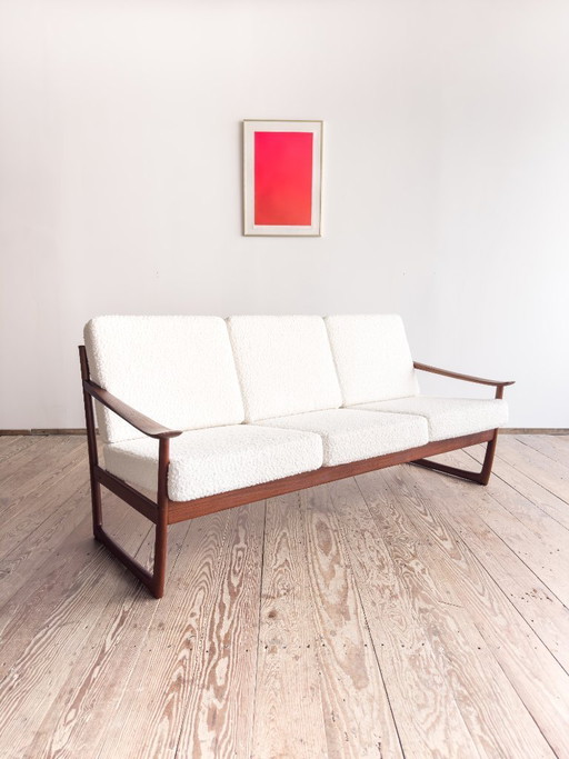Sofa FD 130 by Peter Hvidt for France and Daverkosen, Teak