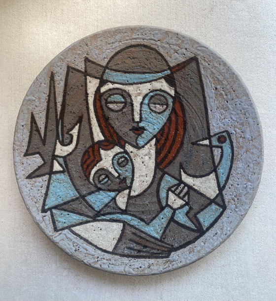 Image 1 of Vintage Ambacht Haalderen Keramiek Wandbord – Moeder en Kind (26 cm)