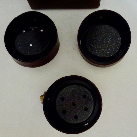 Image 1 of Stazione meteorologica d'epoca con orologi separati.