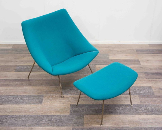 Image 1 of Oyster Chair with Ottoman by Pierre Paulin for Artifort