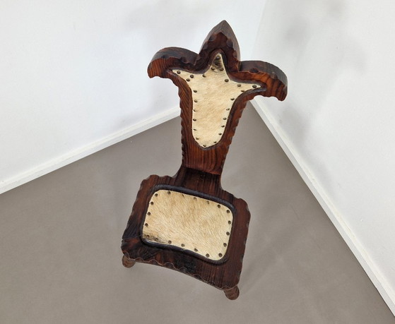 Tabouret espagnol à trois pieds | Cuir de vachette – Wood (photo 6 of 10)